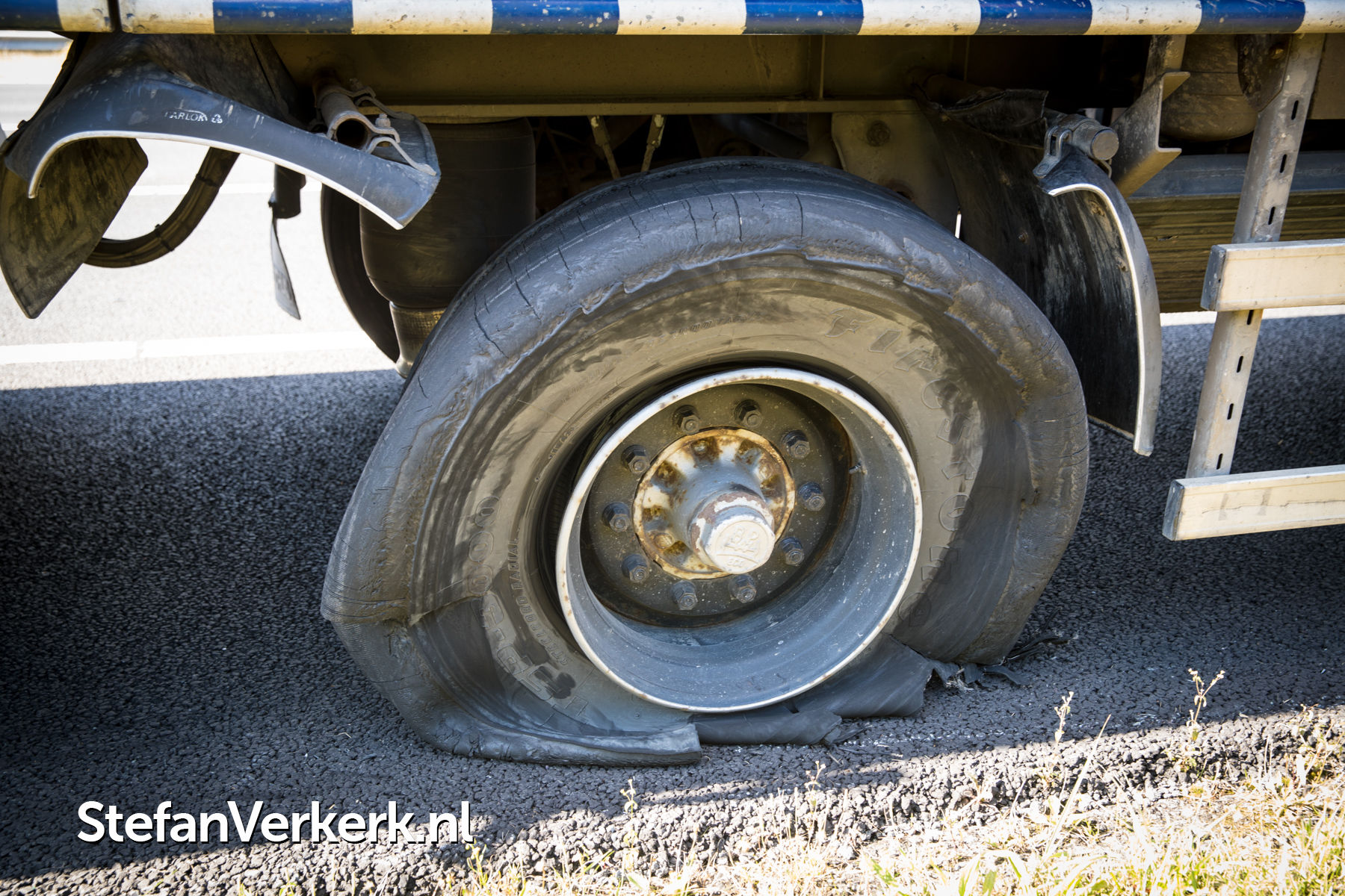 Klapband Vrachtwagen A R Hattem Foto S Stefan Verkerk