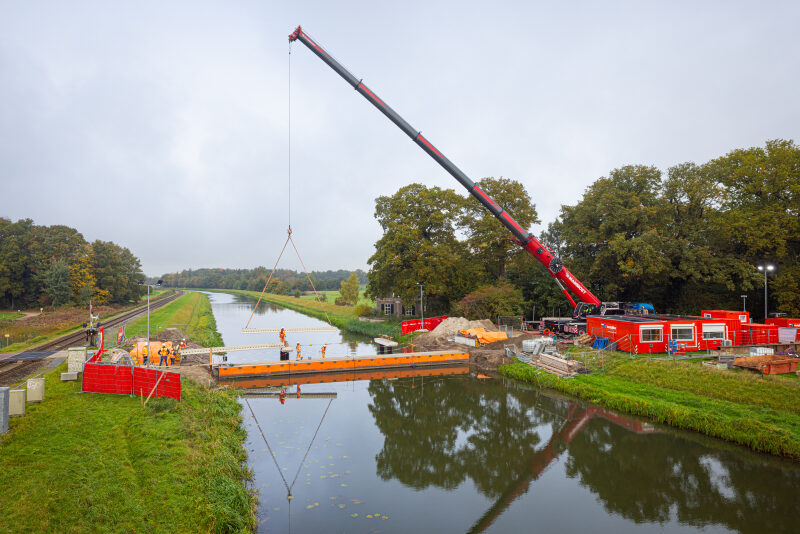 Vervangen brug Binnenweg Almen