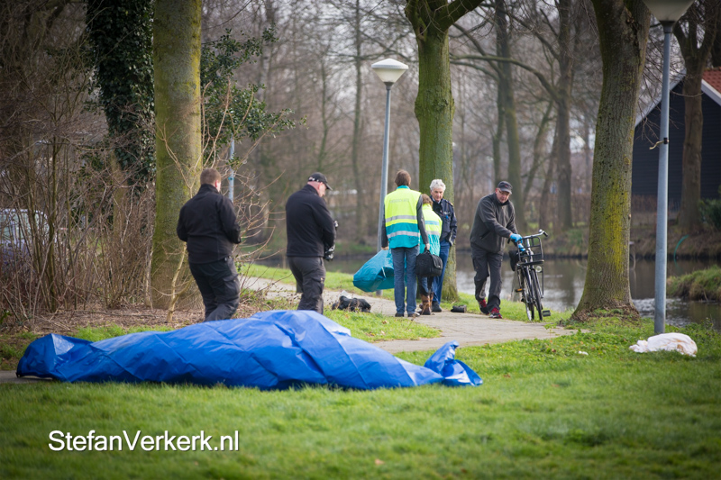 Lichaam Overleden Man Gevonden Ganzebloem Kampen - Foto's - Stefan ...