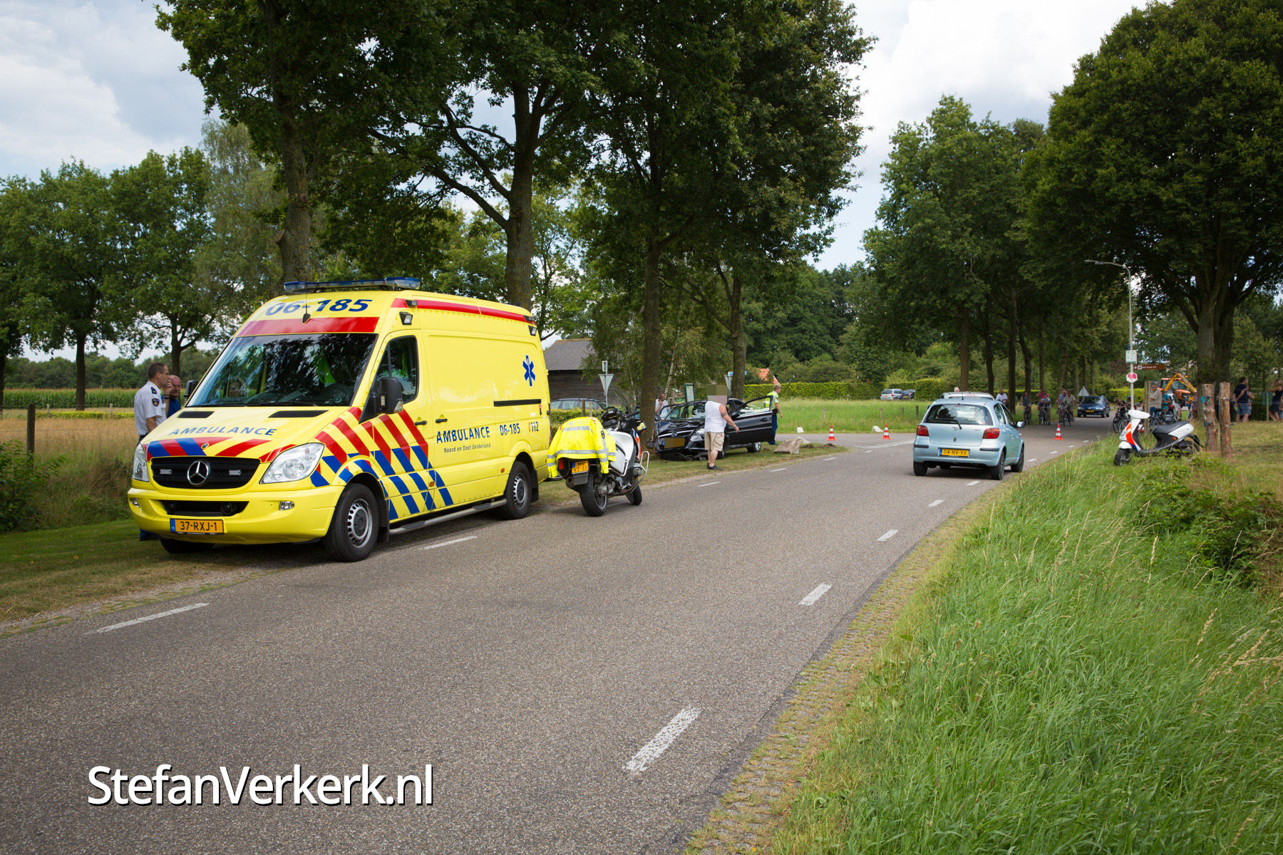 Ongeval Bovenweg - Rode Landsweg Doornspijk - Foto's - Stefan Verkerk ...