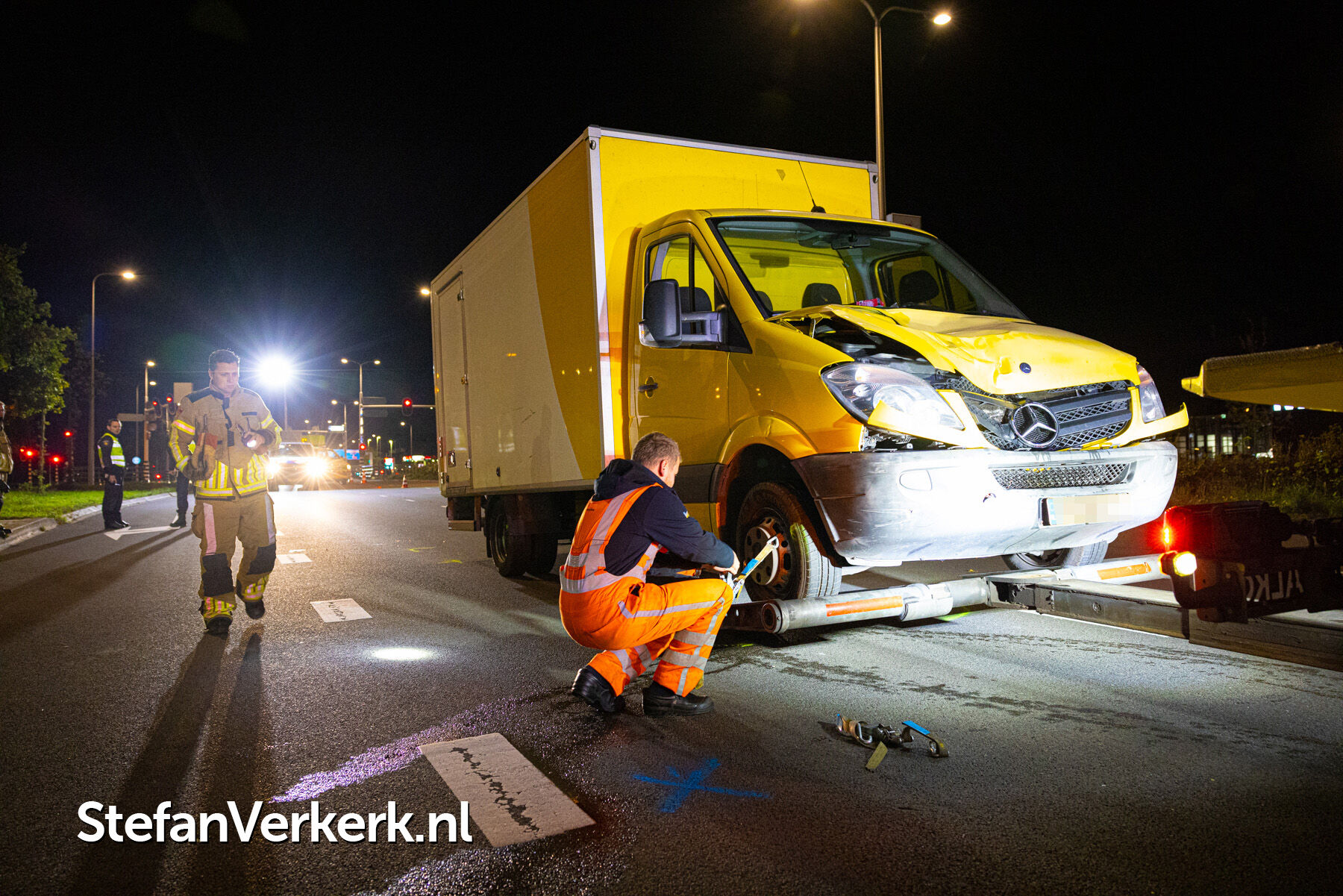 Ernstig Ongeval Voetganger - Bakwagen Ceintuurbaan Zwolle - Foto's ...